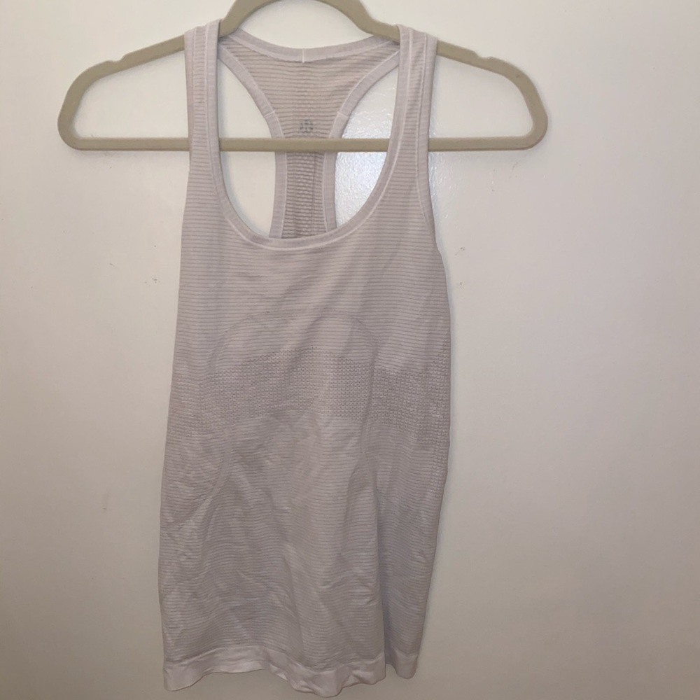 lululemon swiftly tech tank size 6 in white
